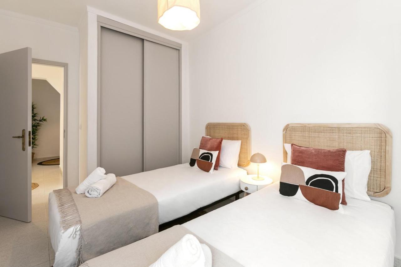 Peniche Coastal Escape Apartment Ngoại thất bức ảnh